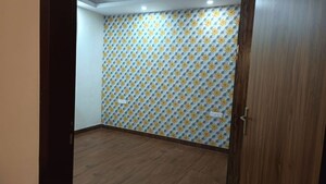 Room in 2 BHK Builder Floor at Sector 39 – for Rent
