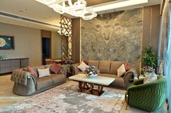 4 BHK + Pooja Room,Servant Room Apartment For Rent in Raheja Imperia