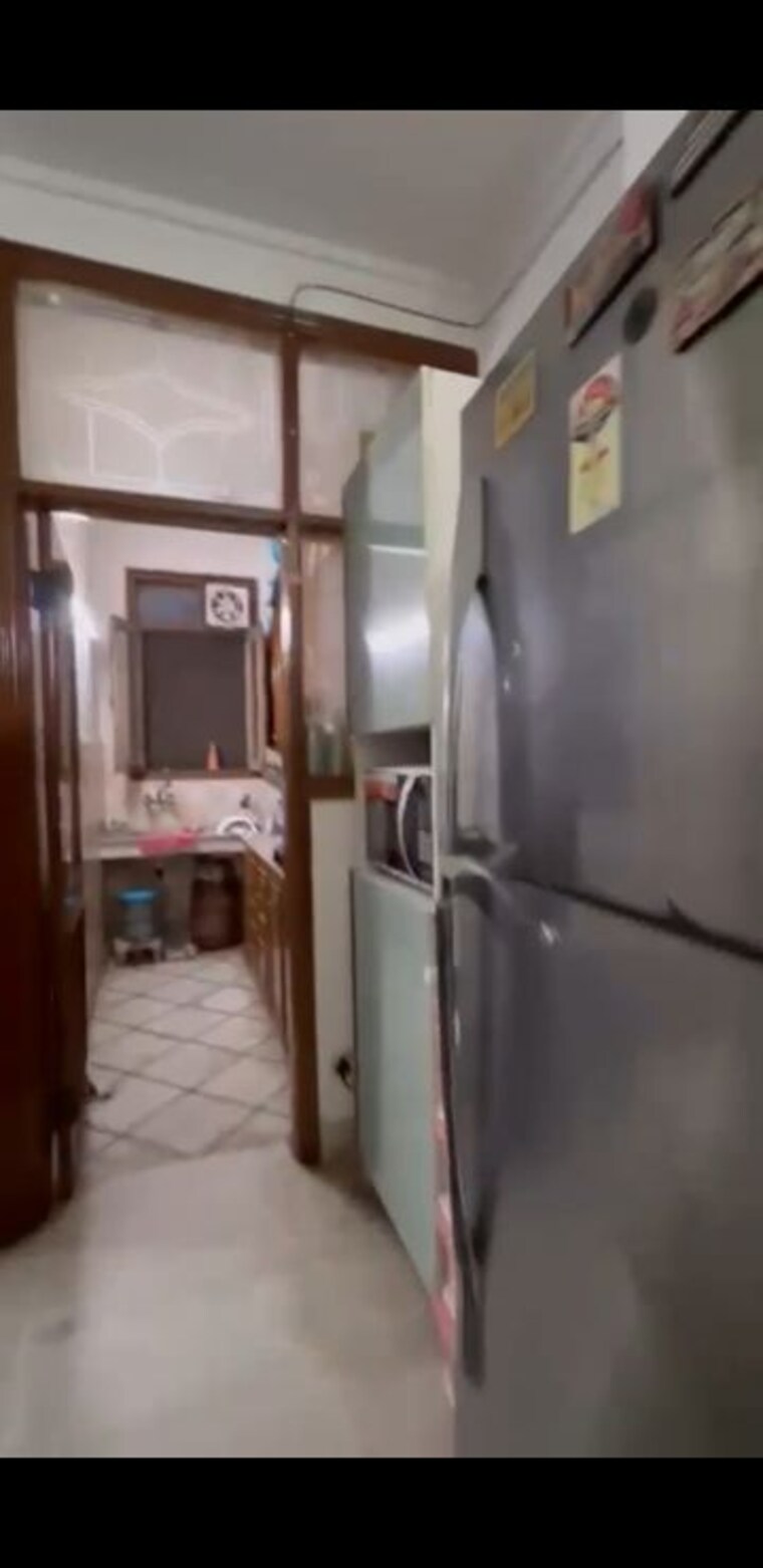 Bathroom, lajpat nagar 4 2 Bedroom 900 Sq.Ft. Builder Floor In Lajpat Nagar 4 Delhi 10190377