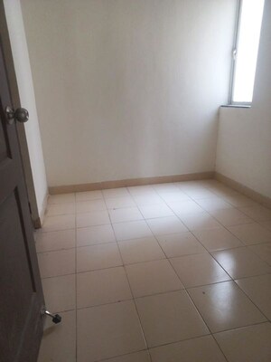 Study Room in 3 BHK Apartment at PRA The Lake District, Kondhwa – for Sale