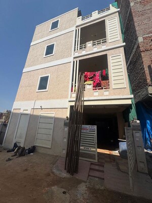 6+ BHK Independent House – Exterior View View at Kismatpur - for Sale