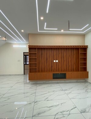 Furnished Amenities in 3 BHK Villa at Hoskote – for Sale