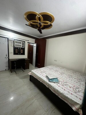 Bedroom in 3 BHK Builder Floor at Ardee City, Sector 52 – for Rent