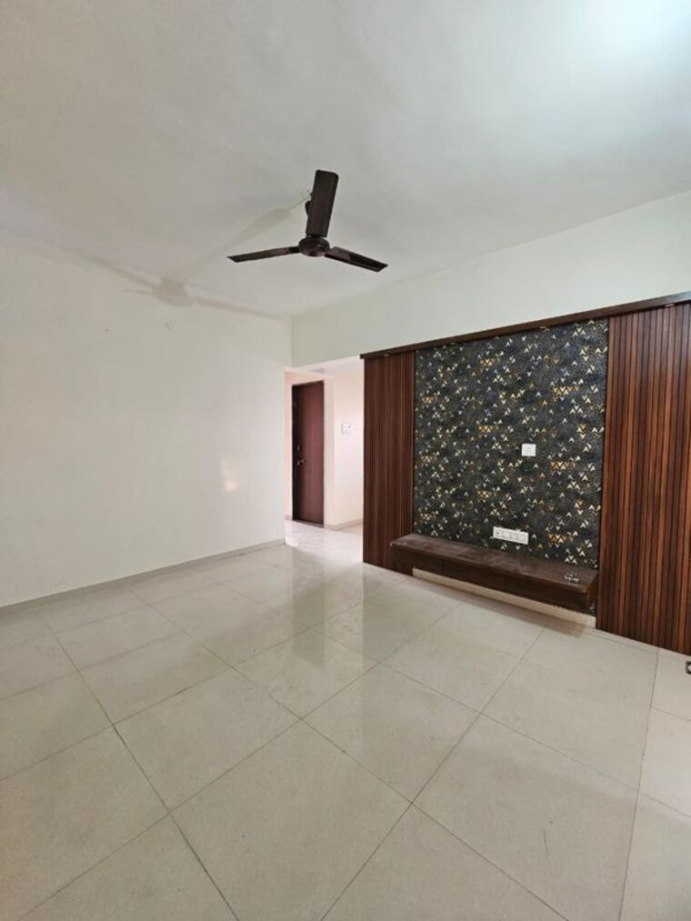 Room, silver-homes 3.5 Bedroom 1053 Sq.Ft. Apartment In Moshi Pune 10190227
