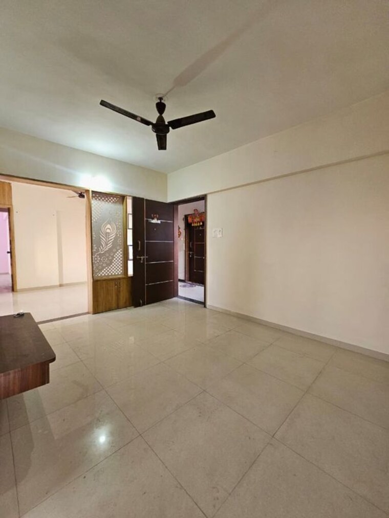 Room, silver-homes 3.5 Bedroom 1053 Sq.Ft. Apartment In Moshi Pune 10190227