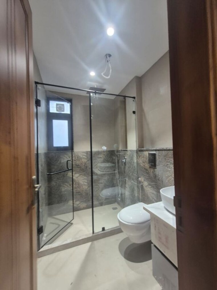 Bathroom, godrej-summit 3.5 Bedroom 1844 Sq.Ft. Apartment In Sector 104 Gurgaon 10190457