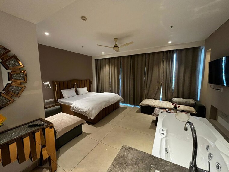 Master Bedroom, godrej-summit 3.5 Bedroom 1844 Sq.Ft. Apartment In Sector 104 Gurgaon 10190457