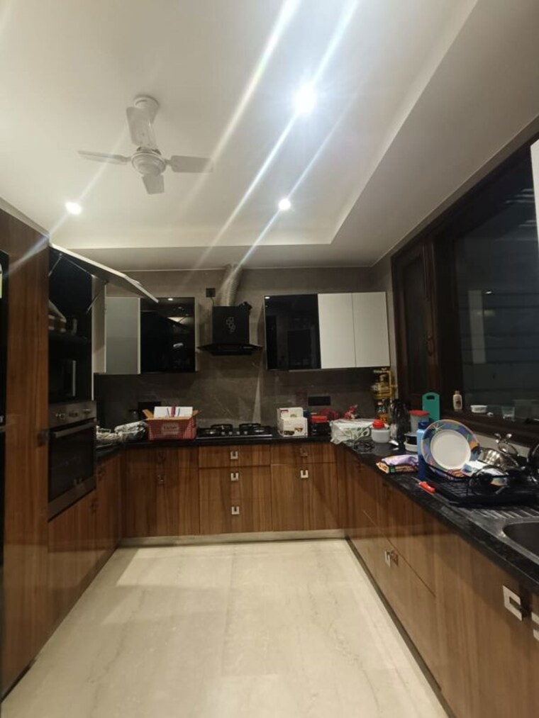 Kitchen, panchsheel enclave 3 Bedroom 265 Sq.Yd. Builder Floor In Panchsheel Enclave Delhi 10190464