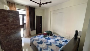 Bedroom in 3 BHK Apartment at Amolik Heights, Sector 88 – for Rent