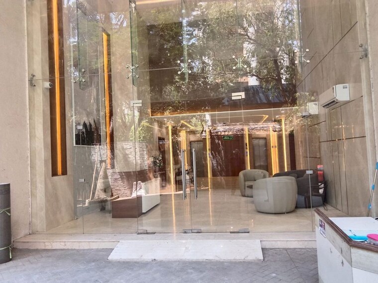 Living Room, khar west 2 Bedroom 750 Sq.Ft. Apartment In Khar West Mumbai 10190485