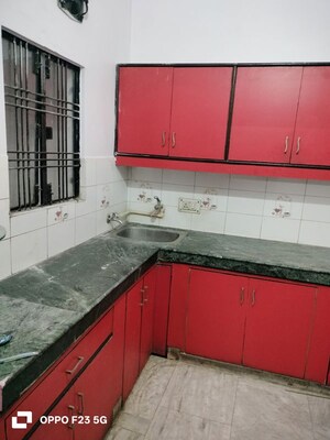 Kitchen in 2 BHK Builder Floor at Gomti Nagar – for Rent