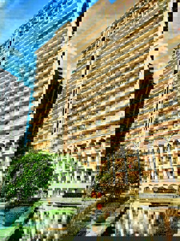 3 BHK + Basement 1930 Sq.Ft. Apartment in DLF The Skycourt