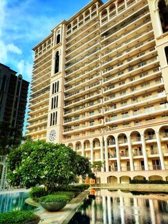 3 BHK + Basement Apartment For Sale in DLF The Skycourt