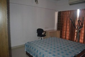 Bedroom in 3 BHK Apartment at Arjun Apartment Chembur, Chembur – for Rent