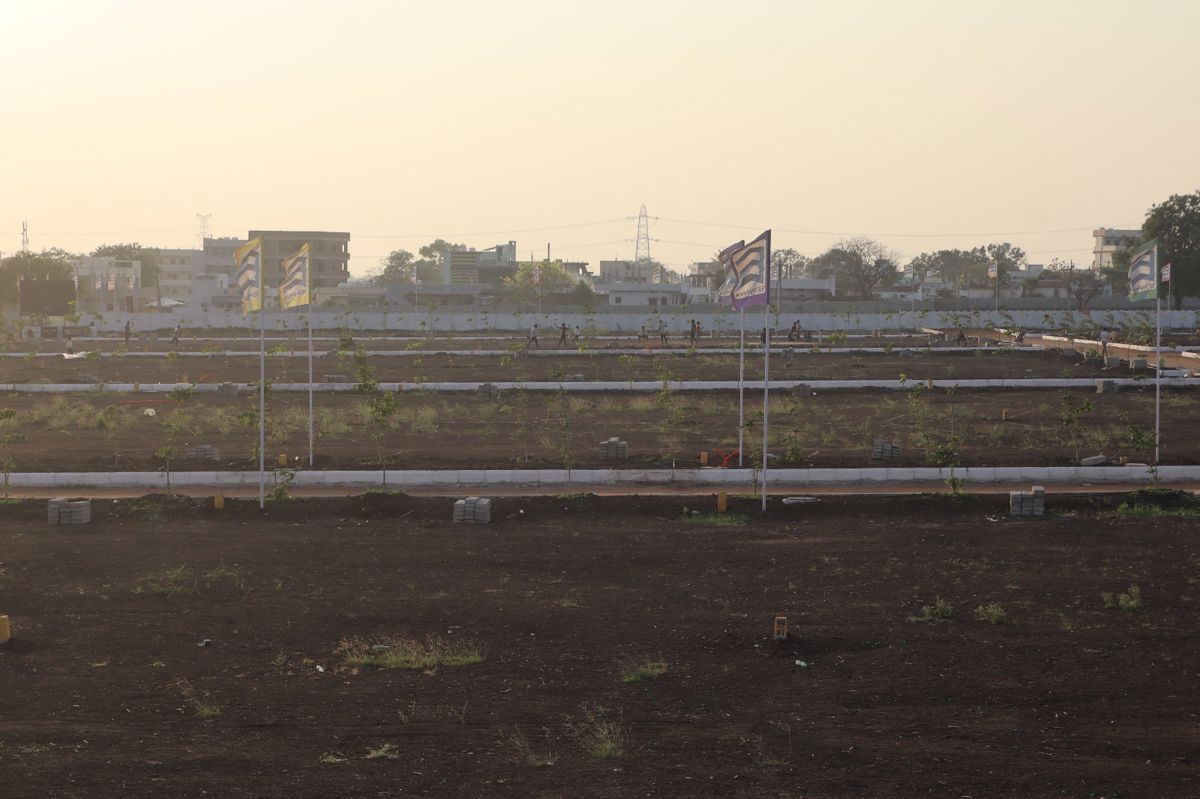 Plot For Sale in Eeshanya Heights