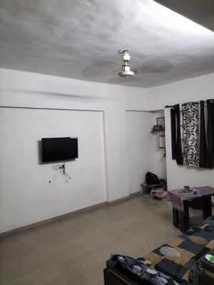 Team Area in 2 BHK Apartment at Wadgaon Sheri – for Rent
