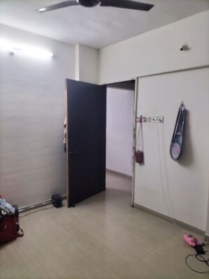 Room in 2 BHK Apartment at Wadgaon Sheri – for Rent