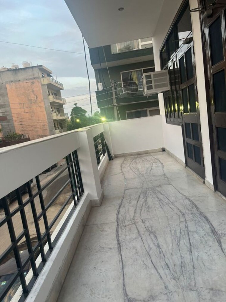 Balcony, kohli-one-malibu-town 1 RK 600 Sq.Ft. Builder Floor In Sector 47 Gurgaon 10190623