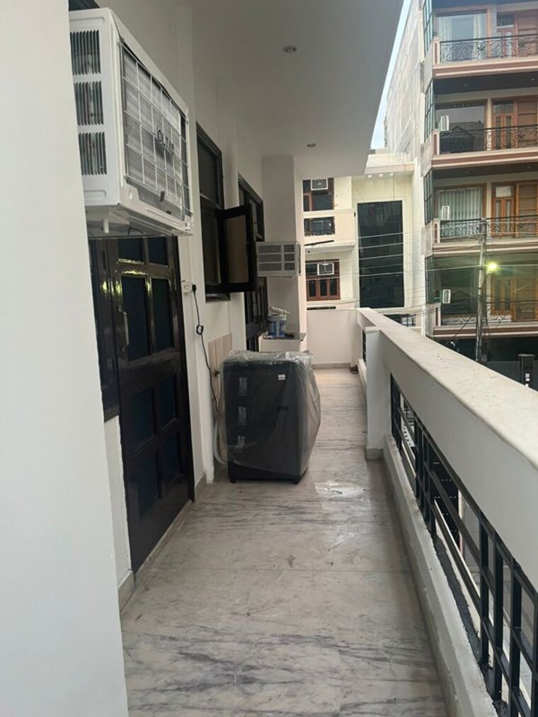 Balcony, kohli-one-malibu-town 1 RK 600 Sq.Ft. Builder Floor In Sector 47 Gurgaon 10190623