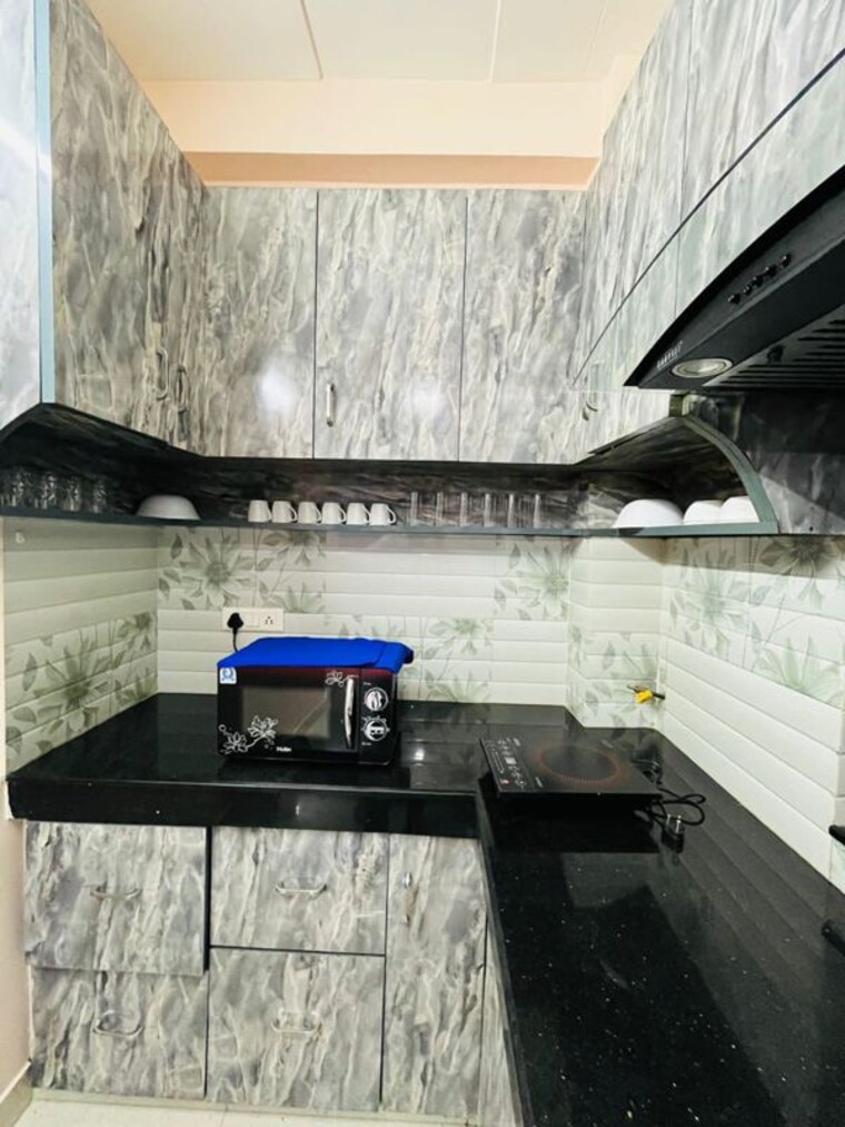 Kitchen, kohli-one-malibu-town 1 RK 600 Sq.Ft. Builder Floor In Sector 47 Gurgaon 10190623