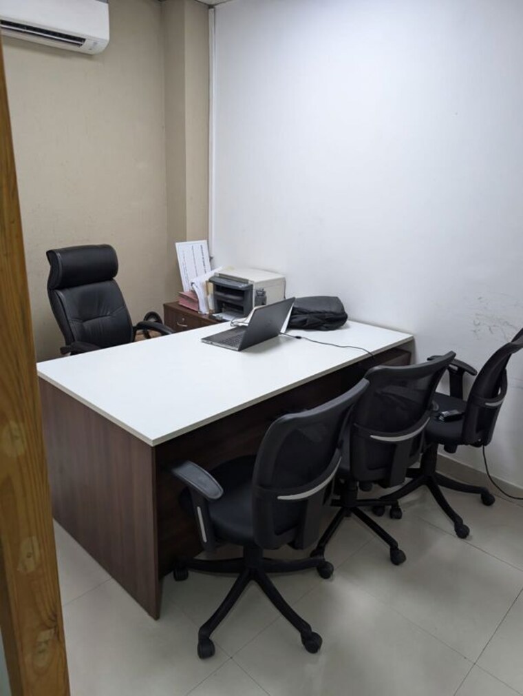 Team Area, sector 1 Commercial Office Space 250 Sq.Ft. In Sector 1 Noida 10190562