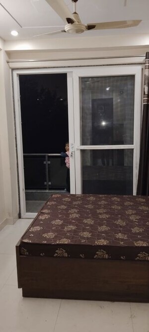 Master Bedroom in 1 RK Builder Floor at Pragati Hills, Sector 47 – for Rent