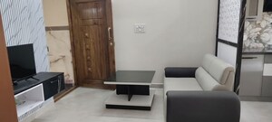 Furnished Amenities in 1 BHK Apartment at Indiranagar – for Rent