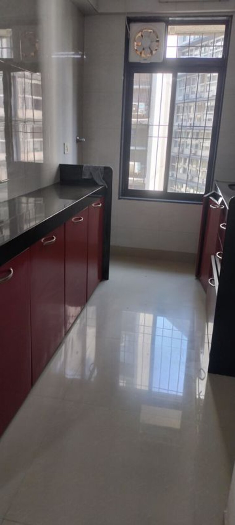 Kitchen, godrej-central 2 Bedroom 769 Sq.Ft. Apartment In Chembur Mumbai 10190557
