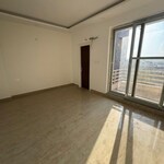 3 BHK + Pooja Room,Servant Room 350 Sq.Yd. Builder Floor in Sector 21D
