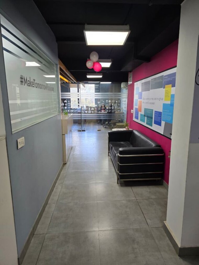 Team Area, sultanpur Commercial Office Space 5000 Sq.Ft. In Sultanpur Delhi 10190644