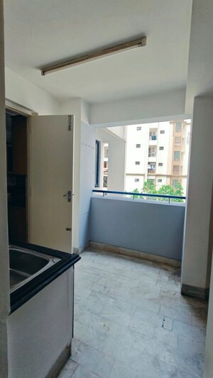 Room in 3 BHK Apartment at Vazhuthacaud – for Sale