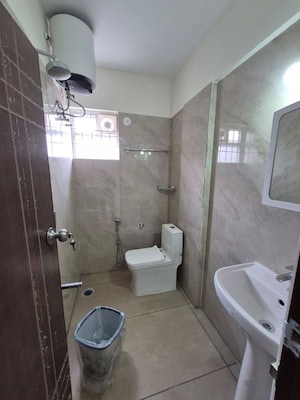 Bathroom in 1 BHK Apartment at Sai Arcade Bellandur, Bellandur – for Rent