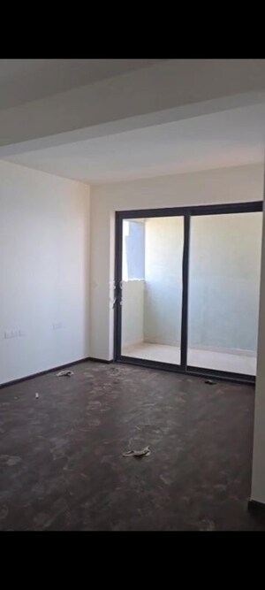 Room in 3 BHK Apartment at Purva Atmosphere, Thanisandra Main Road – for Rent