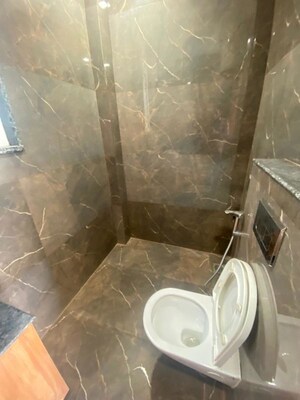 Bathroom in 3 BHK Builder Floor at S S Southend, Sector 49 – for Rent