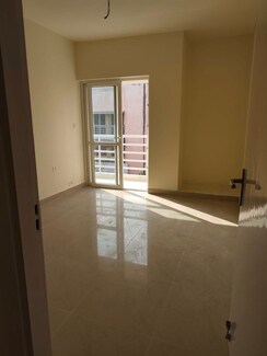 2 BHK + Extra Room Apartment For Sale in Bptp Park Floors ii
