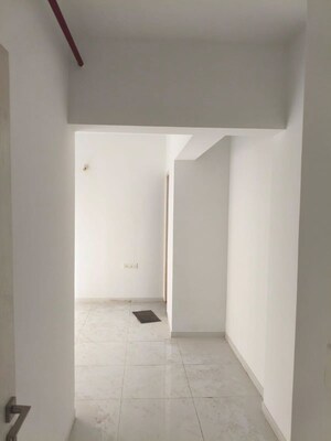 Room in 2 BHK Apartment at Runwal Gardens Phase I, Dombivli East – for Rent