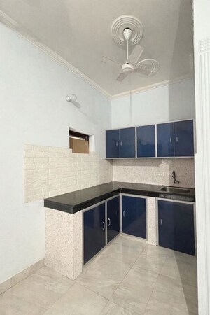 Kitchen in 1 BHK Builder Floor at Kohli One Malibu Town, Sector 47 – for Rent