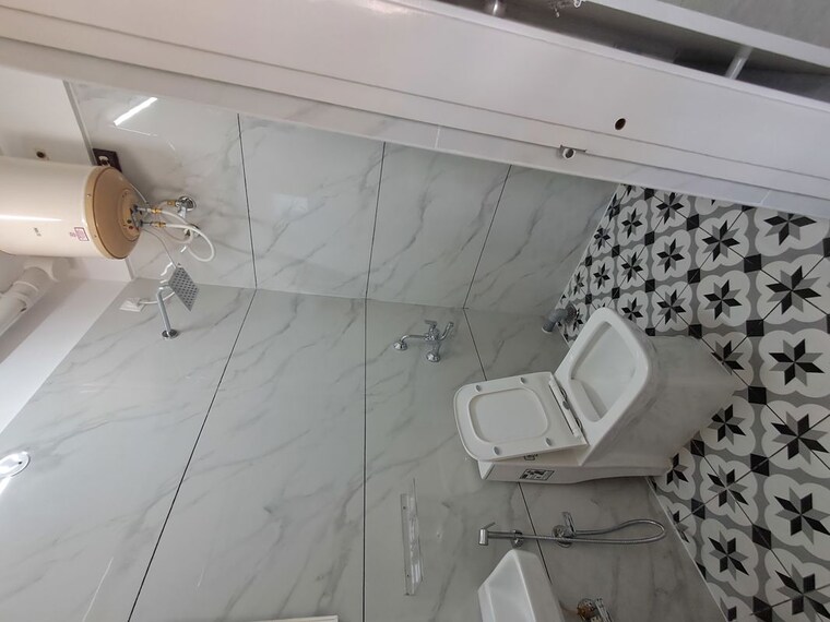 Bathroom, btm layout 1 Bedroom 500 Sq.Ft. Builder Floor In Btm Layout Bangalore 10190870