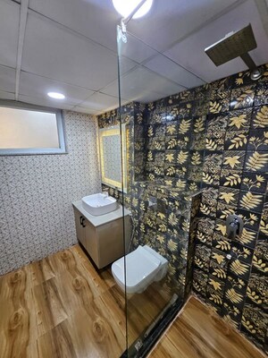 Bathroom in 1 BHK Builder Floor at Sector 38 – for Rent