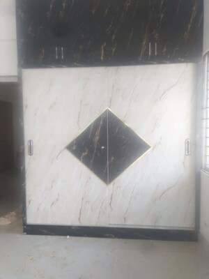 Furnished Amenities in 2 BHK Apartment at Chitrapuri Colony, Manikonda – for Rent