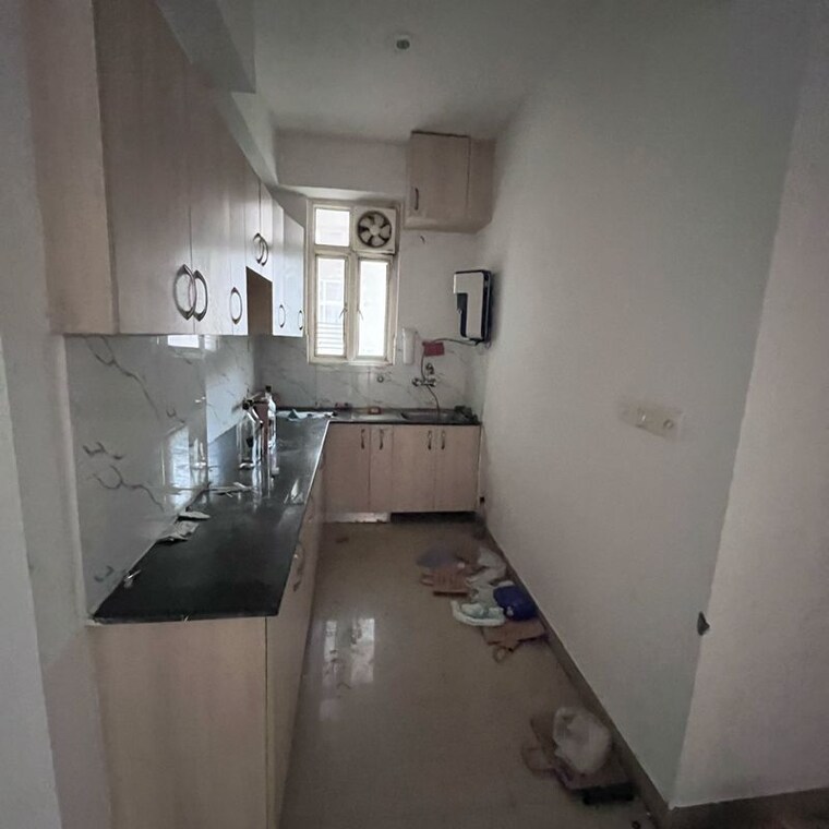 Kitchen, supertech-cape-luxe 3 Bedroom 1298 Sq.Ft. Apartment In Sector 74 Noida 10190883