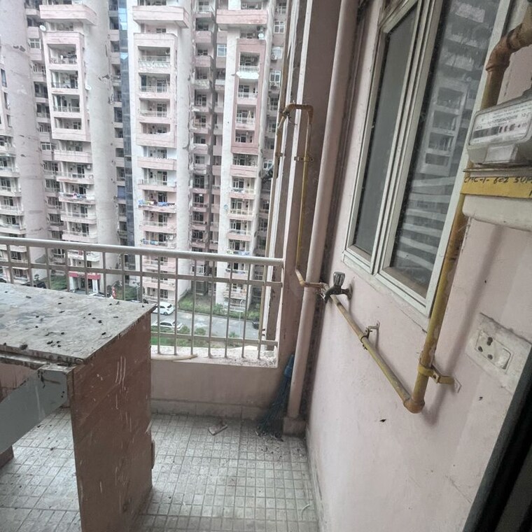 Balcony, supertech-cape-luxe 3 Bedroom 1302 Sq.Ft. Apartment In Sector 74 Noida 10190886