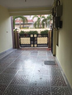 6+ BHK Independent House For Sale in Vikrampuri Apartments
