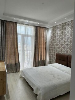 2 BHK + Pooja Room Builder Floor For Rent in Bamanwada
