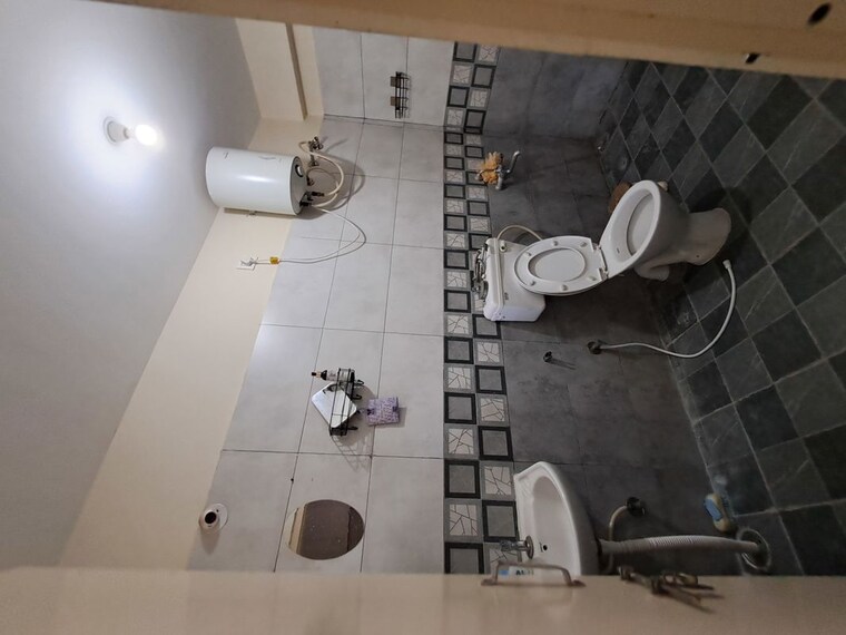 Attached Bathroom, btm layout 3 Bedroom 1350 Sq.Ft. Builder Floor In Btm Layout Bangalore 10190971