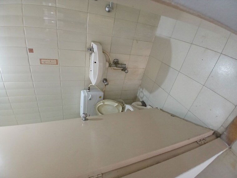 Bathroom, atharva-garden 2 Bedroom 1000 Sq.Ft. Apartment In Kharadi Pune 10190980