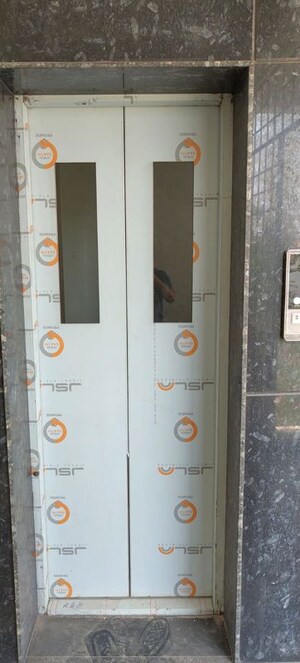 Lift in 3 BHK Apartment at Highland Greendale, Varthur – for Rent