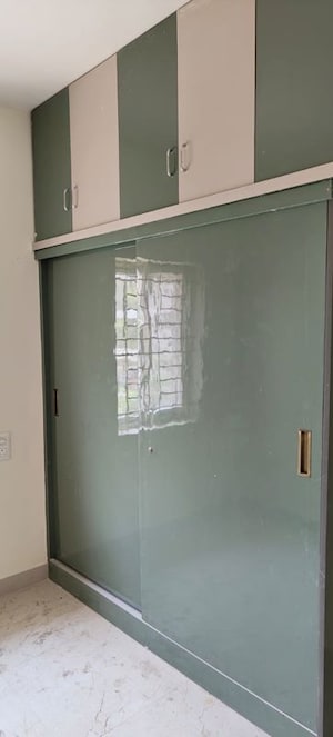 Room in 3 BHK Apartment at Highland Greendale, Varthur – for Rent