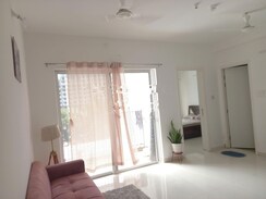 1 BHK Apartment For Rent in Mantra Mesmer