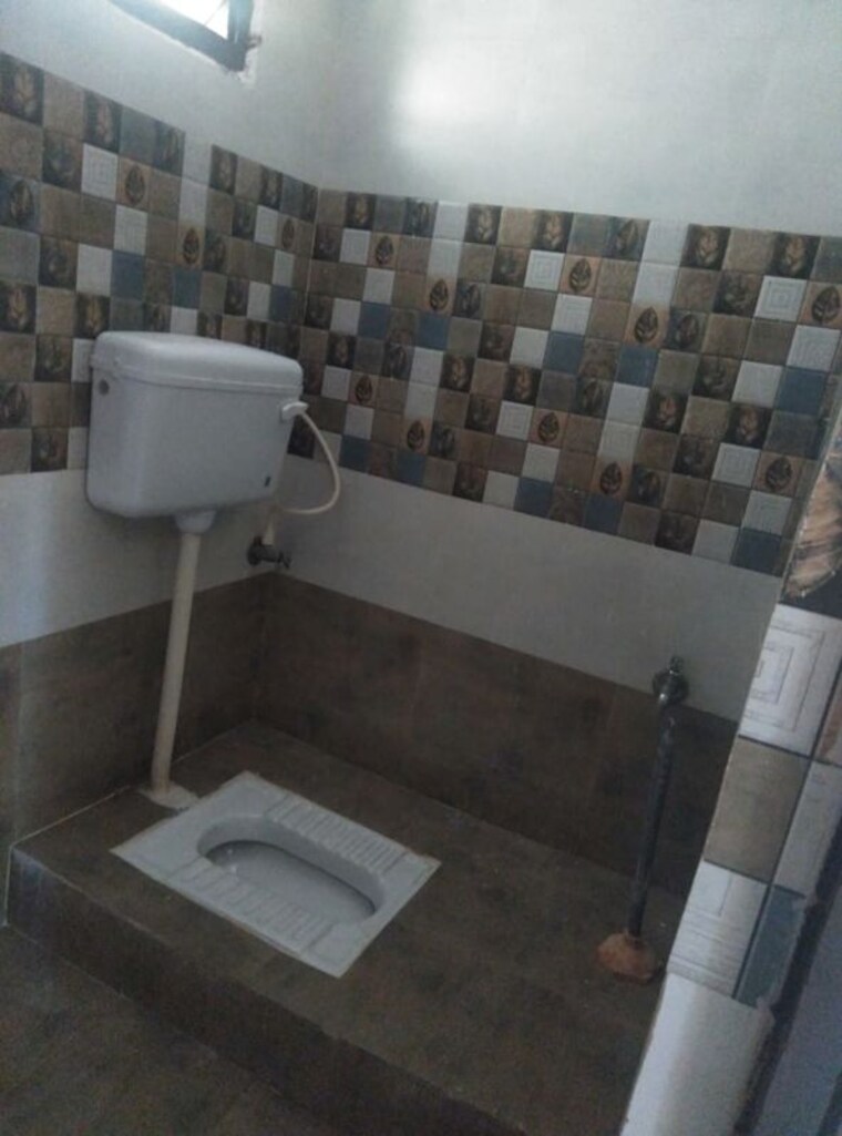 Bathroom, gayatri-gardens-tarnaka 2 Bedroom 3000 Sq.Ft. Independent House In Tarnaka Hyderabad 10191025